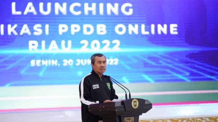 Gubernur Riau Bakal Tindak Tegas Kepsek SMA/SMK yang Bermain Pendaftaran Siswa Baru