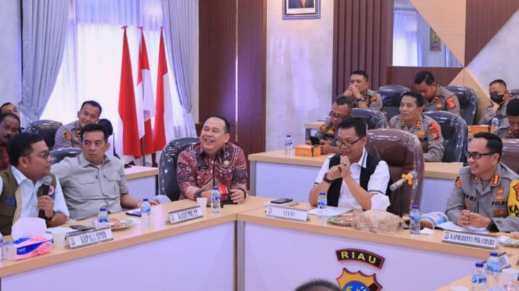 Penanggulangan Karhutla Kota Pekanbaru, Kapolresta Pimpin Rapat Tiga Pilar Bersama Stakeholder 