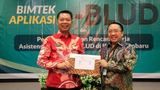 Sekdako Teken Rencana Kerja Asistensi Pembinaan BLUD dengan Kanwil DJPb Riau